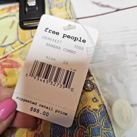 Free People Alani Floral Yellow Denim Cut Off Shorts - Picture 8 of 12